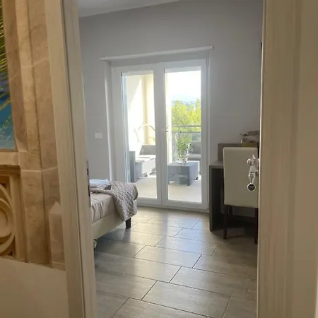 Mini - Enrico Fermi B&B 3*