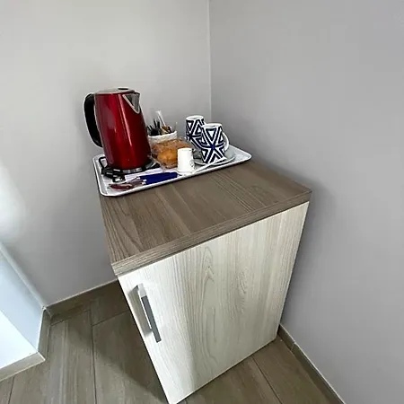 Mini - Enrico Fermi Bed & Breakfast 3*