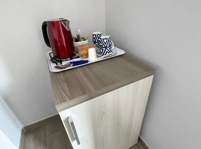 Mini - Enrico Fermi Alojamento de Acomodação e Pequeno-almoço 3*